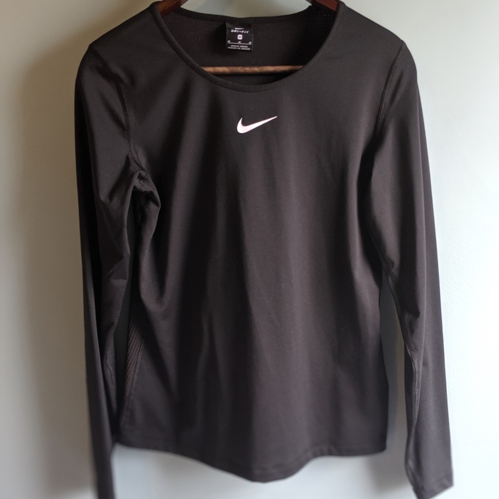 Nike Dri Fit Long Sleeve Shirt